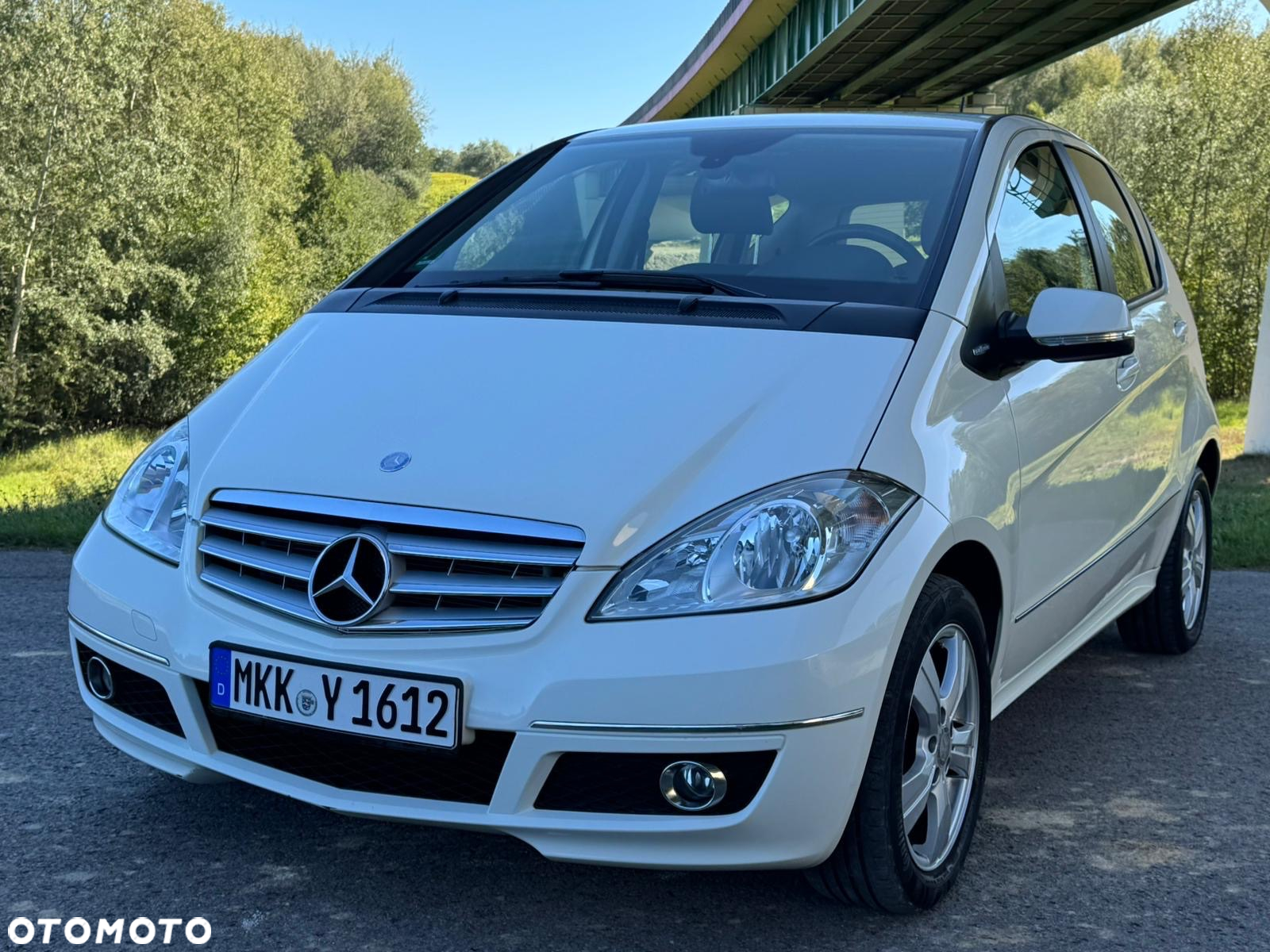 Mercedes-Benz Klasa A 160 BlueEFFICIENCY Special Edition - 10