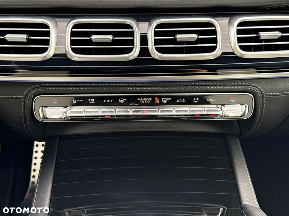 Mercedes-Benz GLE - 21