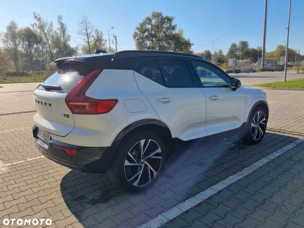 Volvo XC 40 T5 AWD R-Design - 5