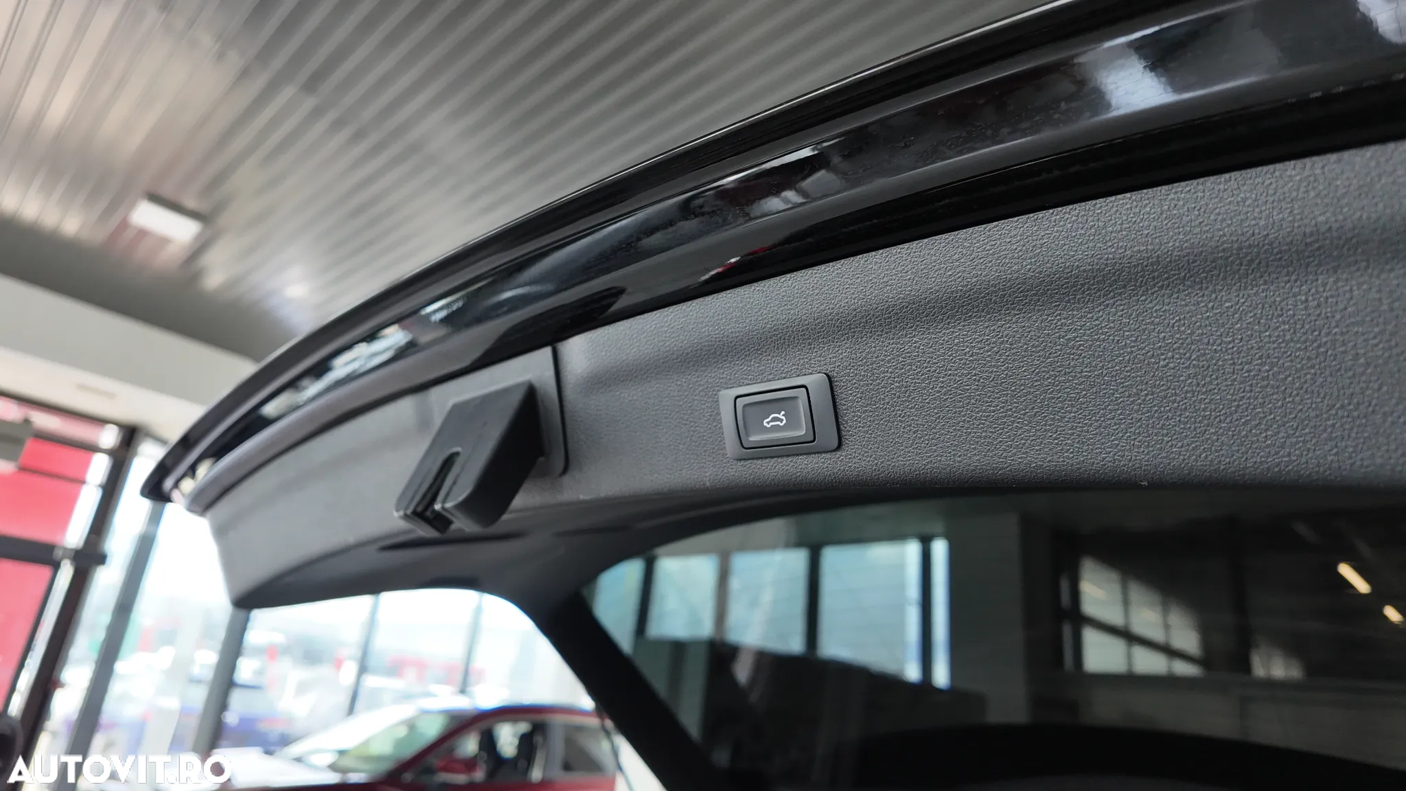 Audi A6 Avant 2.0 40 TDI S tronic Sport - 37