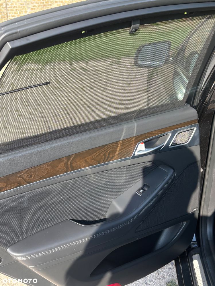 Hyundai Genesis - 14