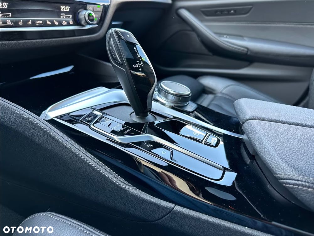 BMW Seria 5 540i xDrive - 20