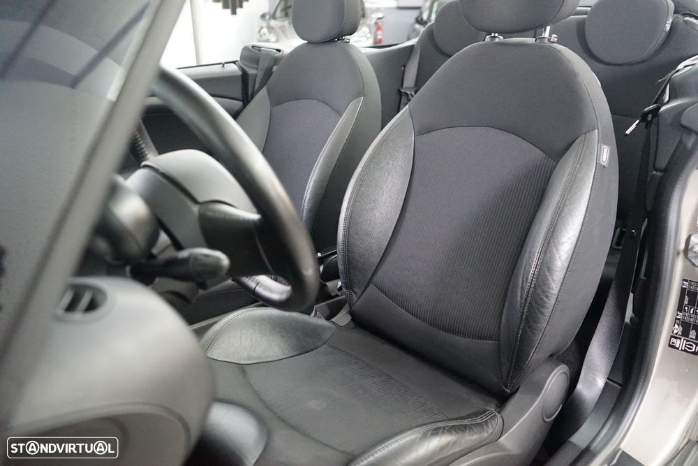 MINI Cabrio Cooper D - 15