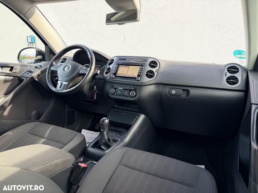 Volkswagen Tiguan 2.0 TDI DPF BlueMotion Technology Sport & Style - 19