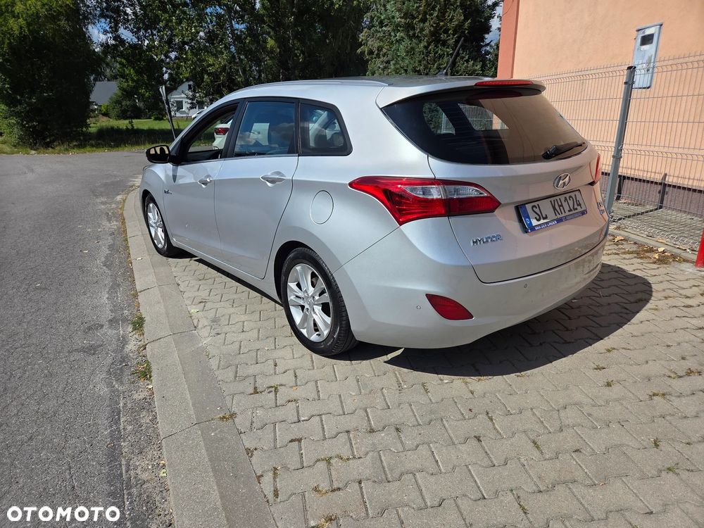 Hyundai i30 1.4 Fifa World Cup Edition - 16