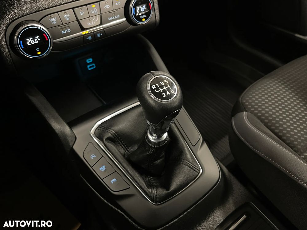 Ford Focus 1.5 EcoBlue Connected - 20