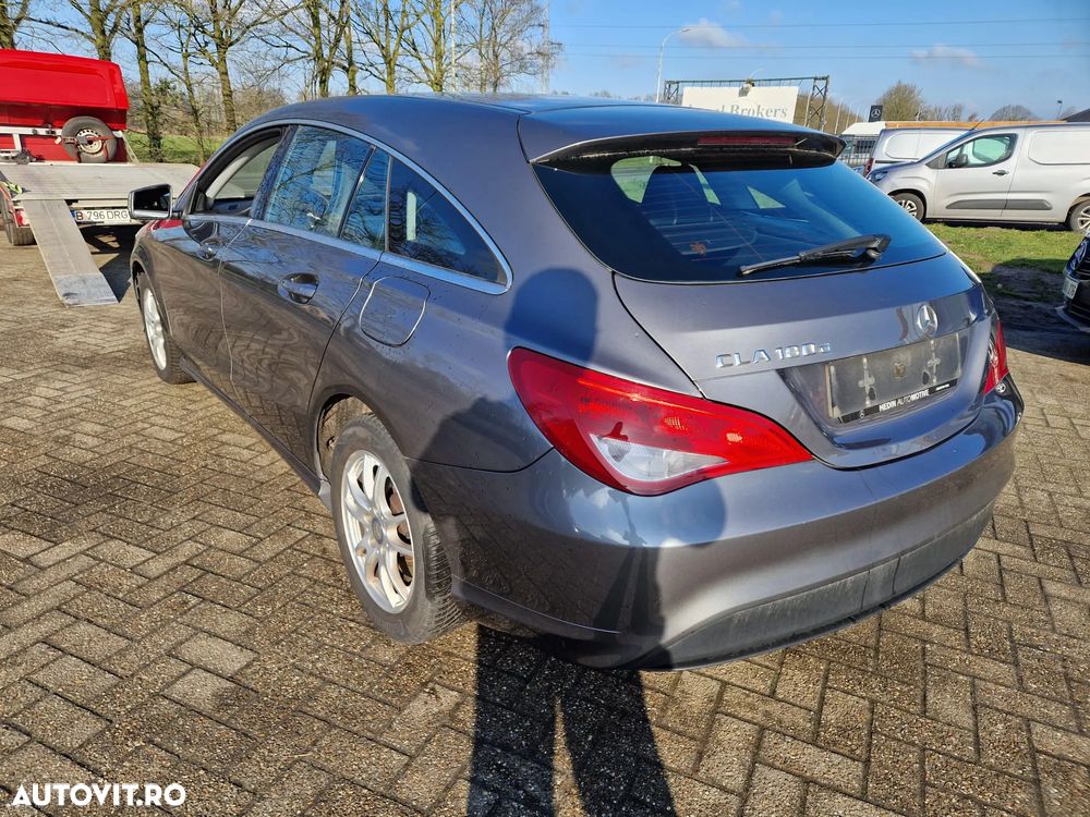 Mercedes-Benz CLA Shooting Brake 180 d BlueEFFICIENCY Edition - 8
