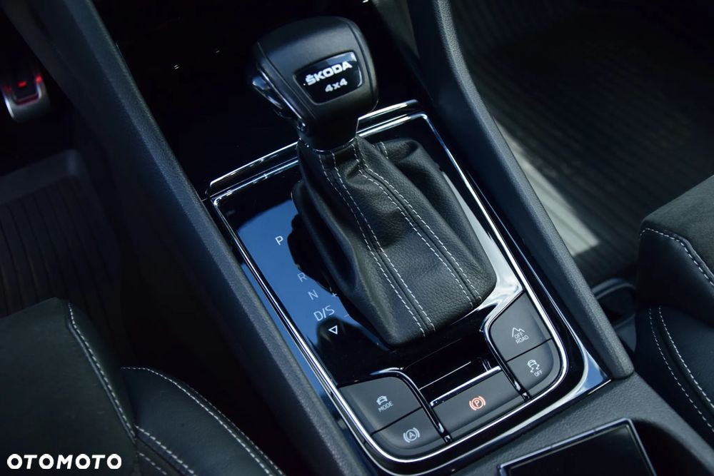Skoda Kodiaq 2.0 TSI 4x4 Sportline DSG - 32