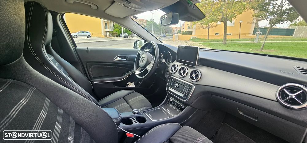 Mercedes-Benz GLA 200 d Aut. - 9