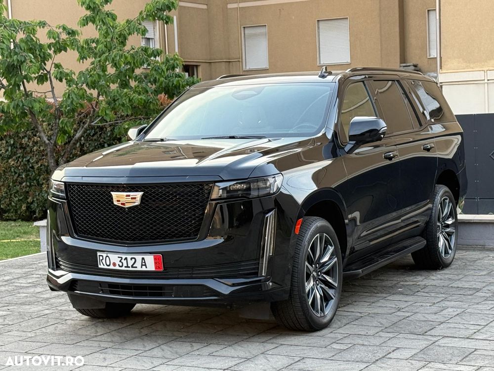 Cadillac Escalade - 1