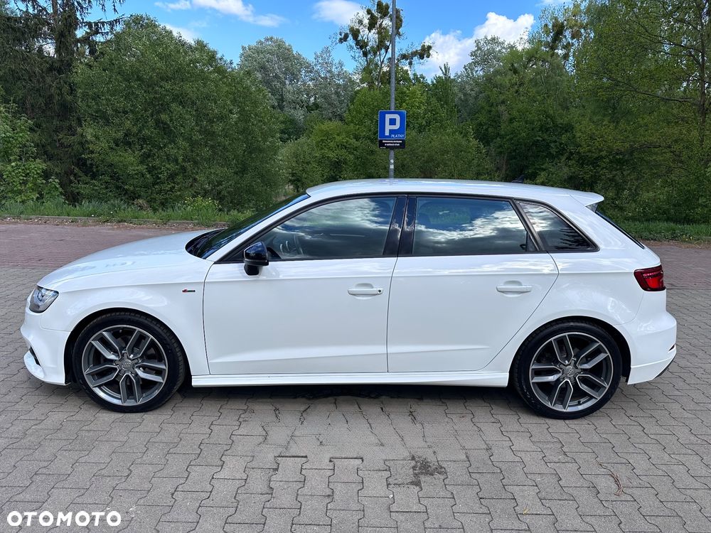 Audi A3 Sportback 35 TDI S tronic - 4