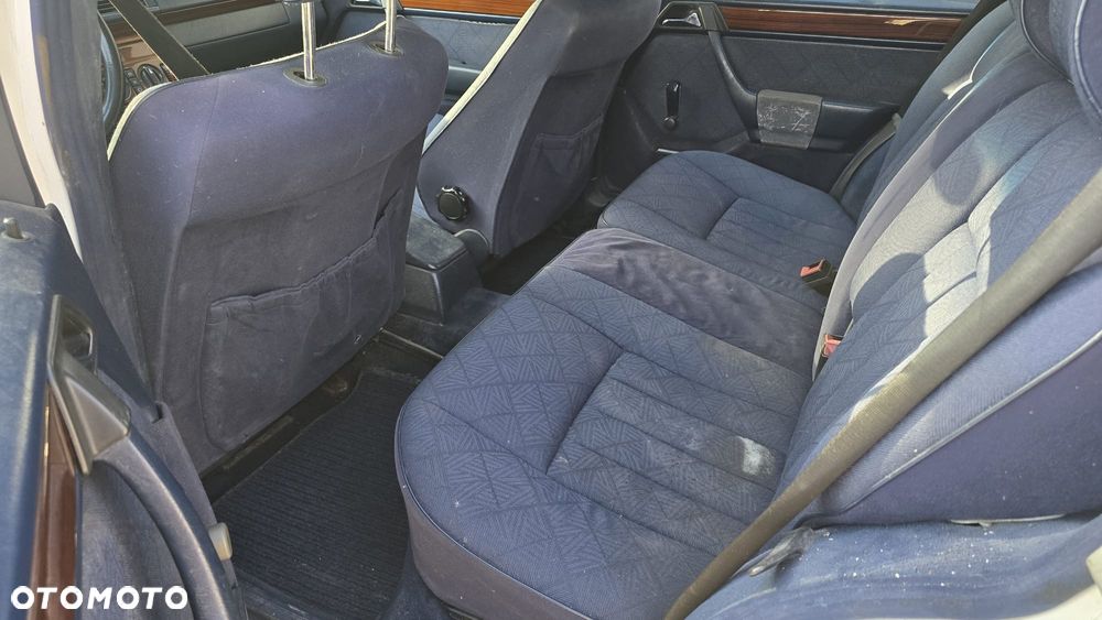Mercedes-Benz W124 (1984-1993) - 20