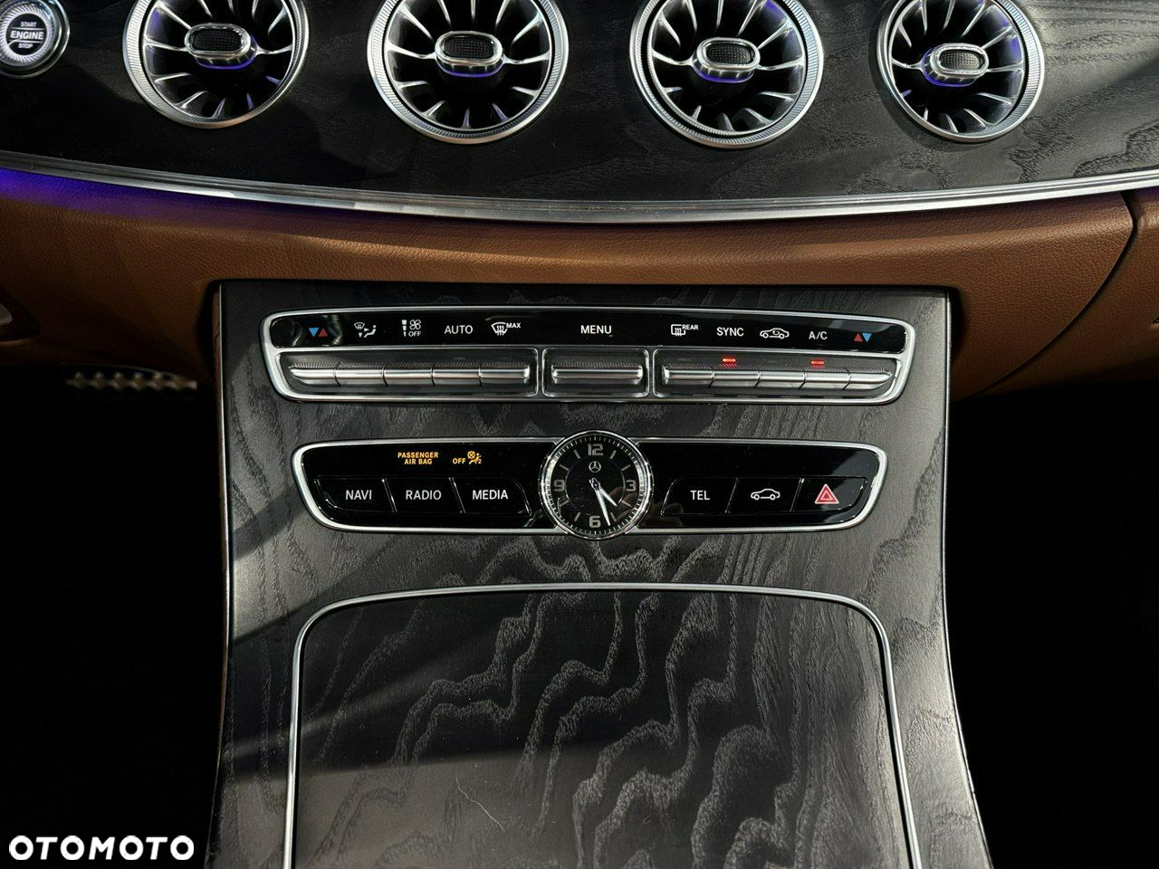 Mercedes-Benz Klasa E - 24