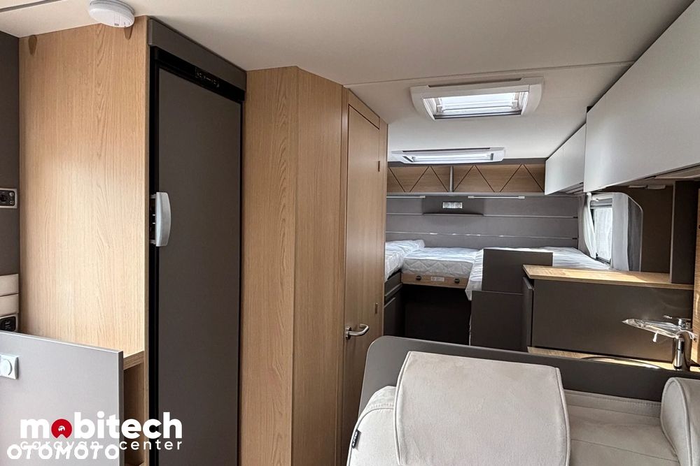 LMC TOURER H 664 G - 18