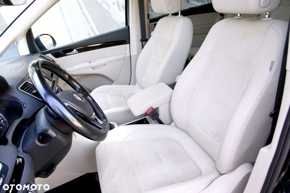 Volkswagen Sharan 2.0 TDI DSG (BlueMotion Technology) Highline - 21