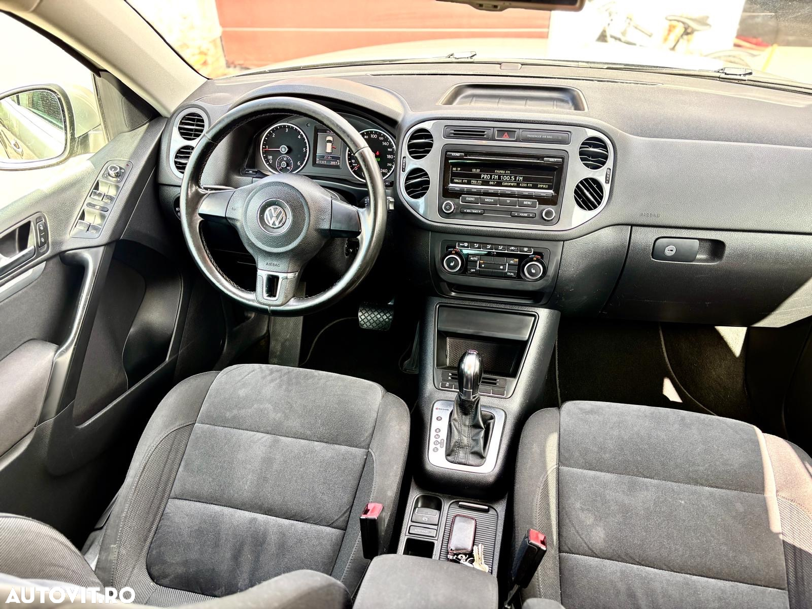 Volkswagen Tiguan 2.0 TDI 4Motion DSG Sport & Style - 3