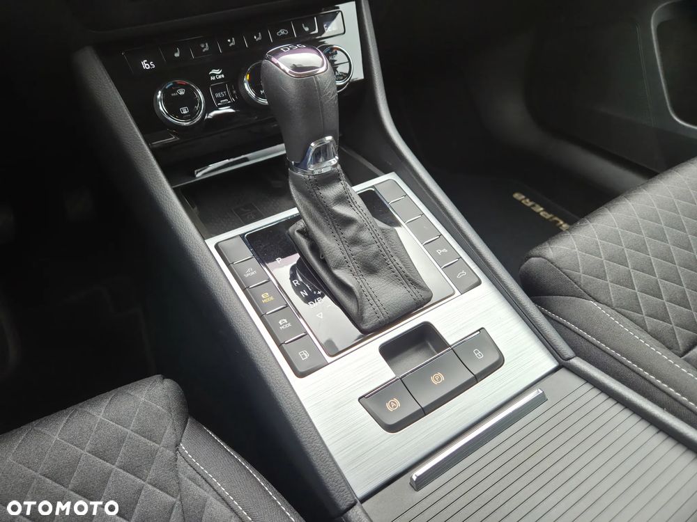 Skoda Superb 1.4 TSI Plug-In Hybrid Ambition DSG - 23