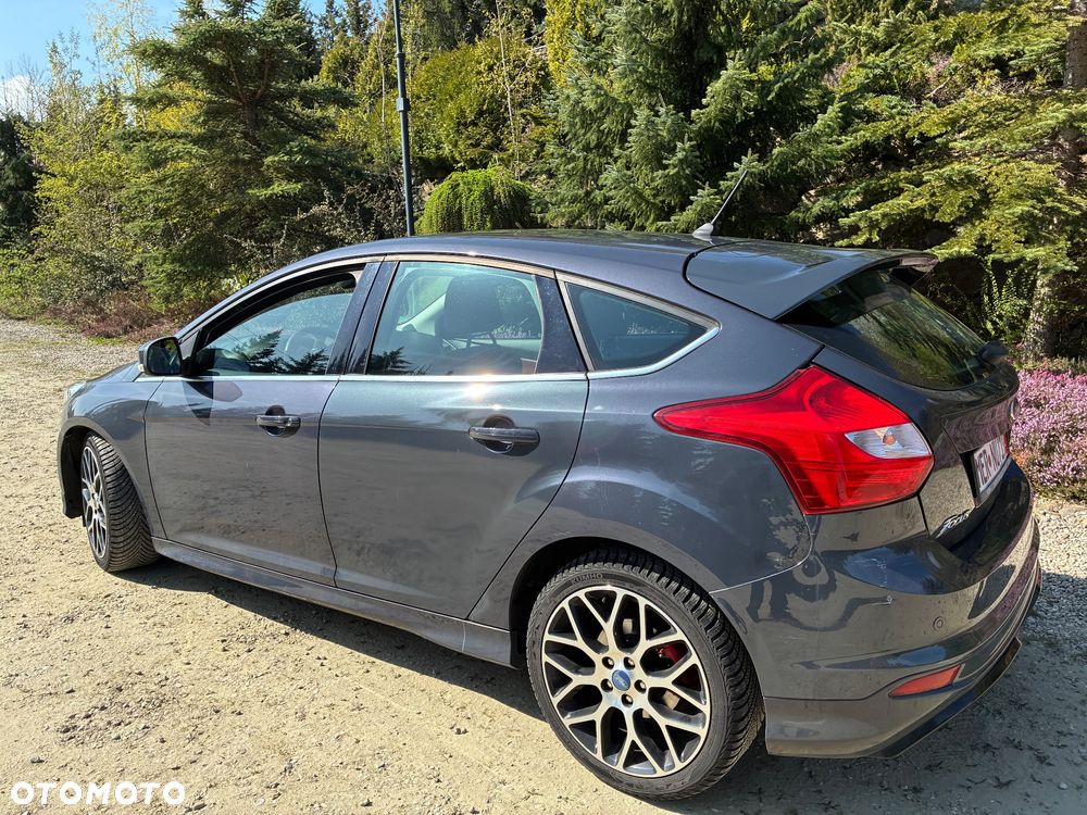 Ford Focus - 3