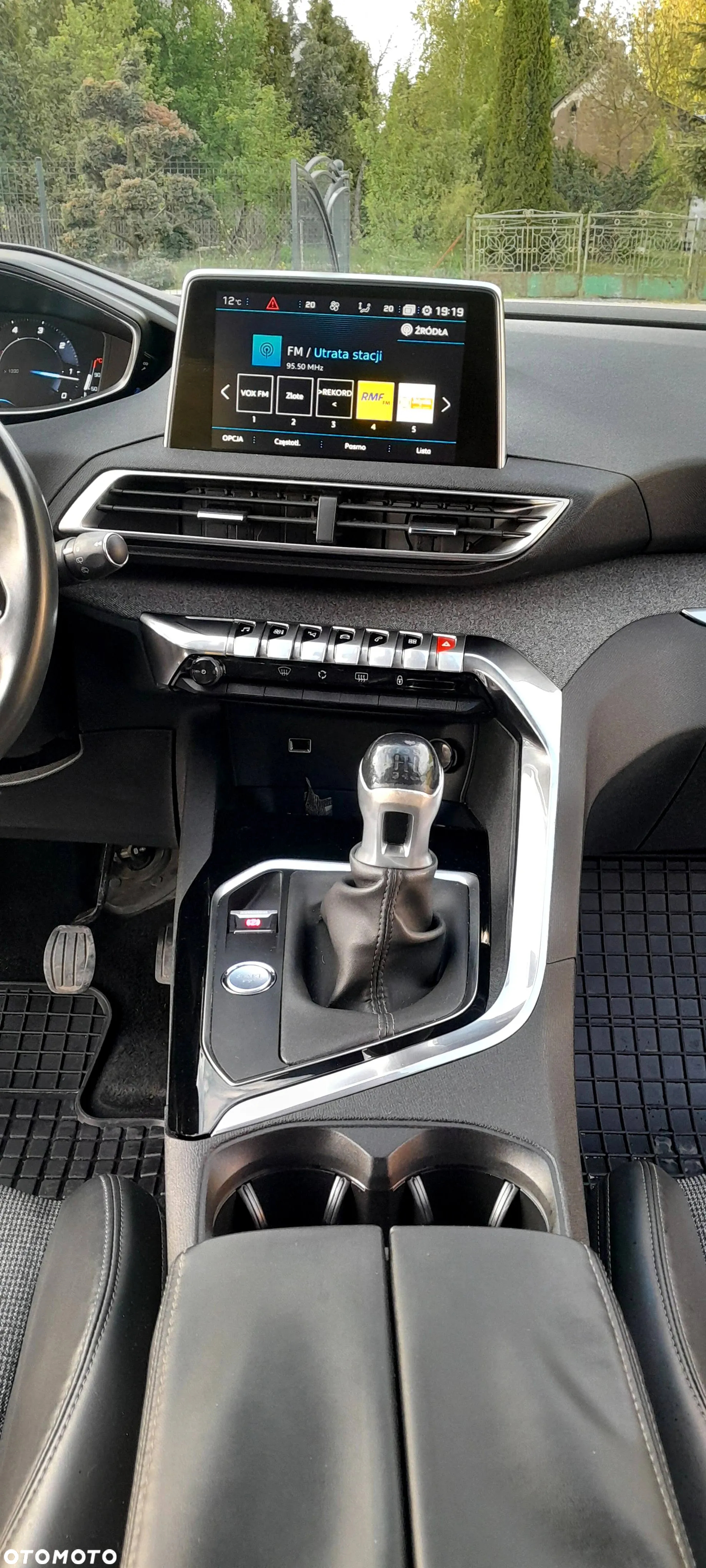 Peugeot 5008 HDI 115 Allure - 22