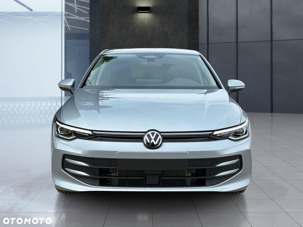 Volkswagen Golf - 9