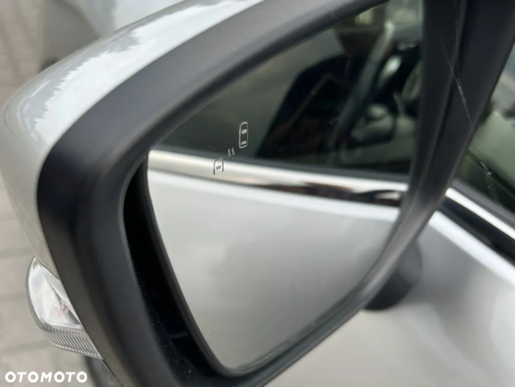 Mitsubishi Eclipse Cross - 36