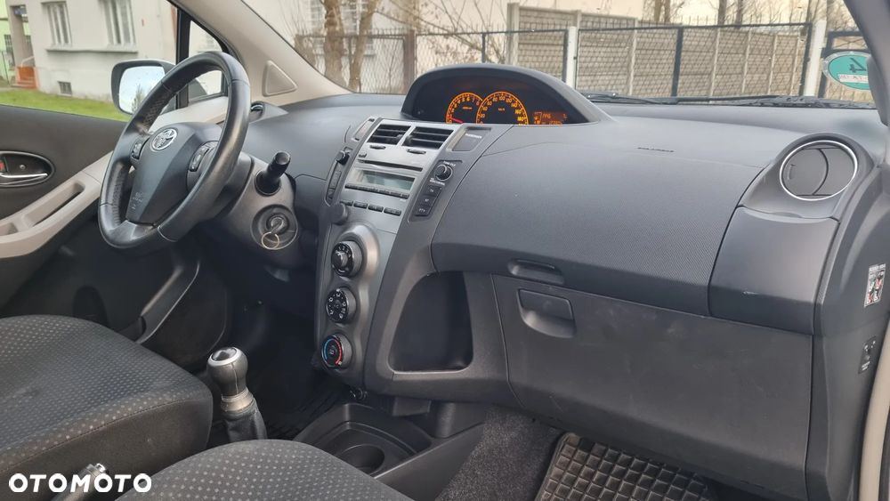 Toyota Yaris 1.0 VVT-i Edition - 12