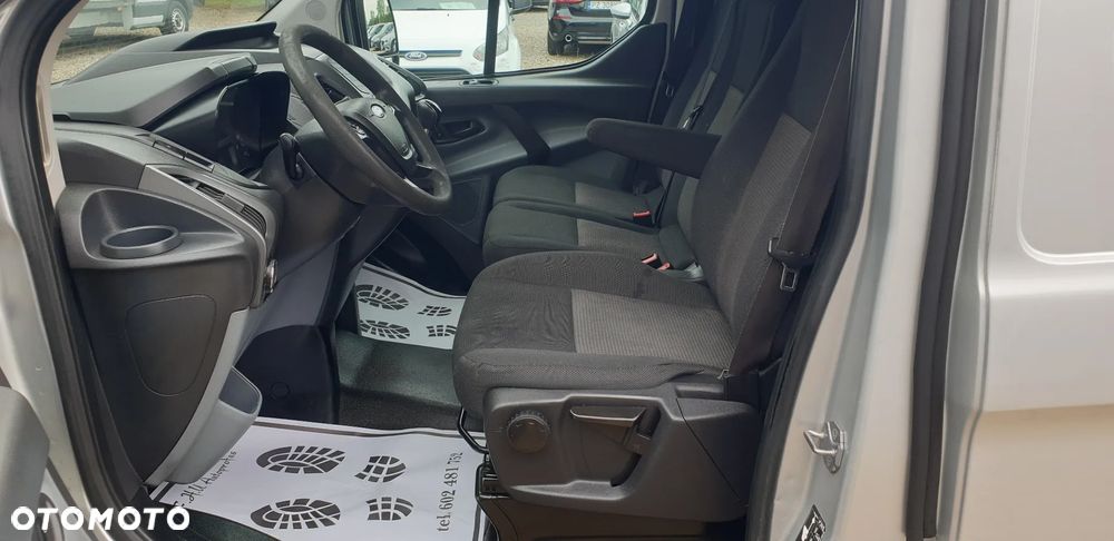 Ford Transit Custom - 12