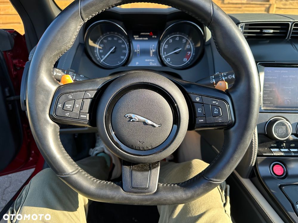 Jaguar F-Type S - 24