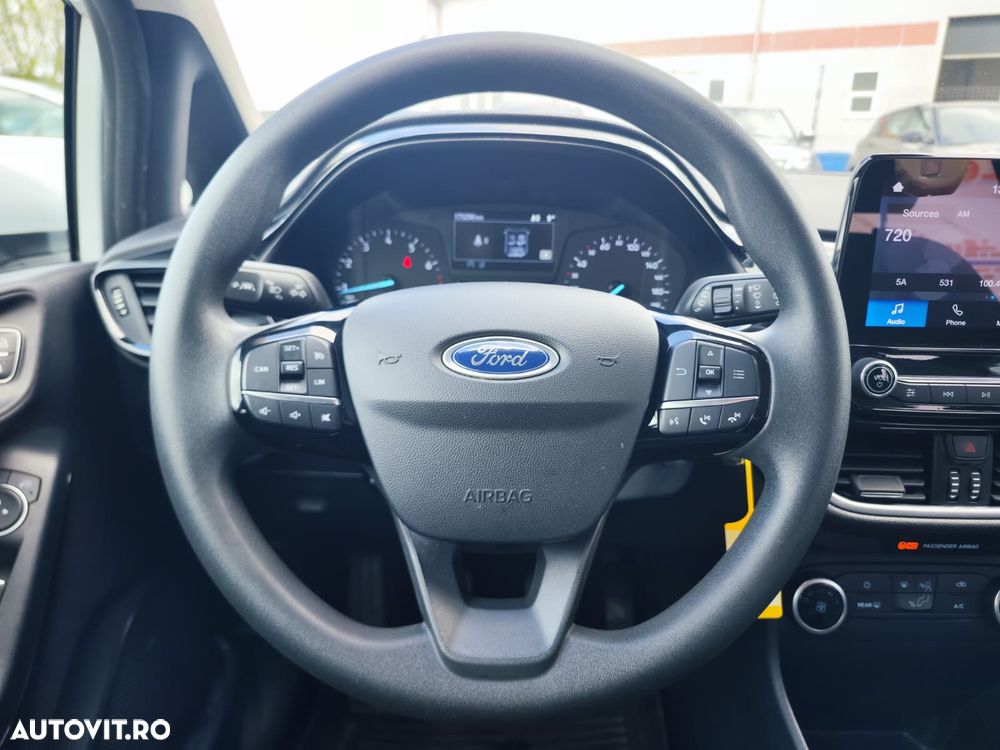 Ford Fiesta 1.0 EcoBoost Trend Connected - 24