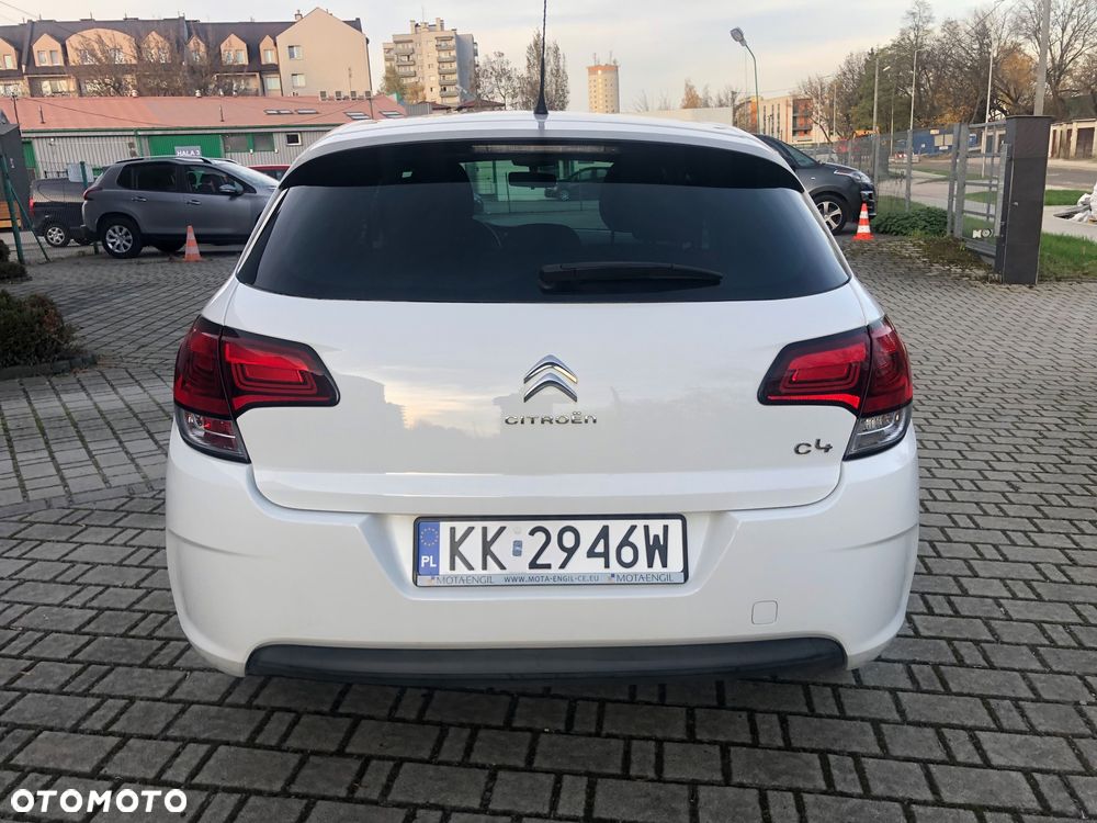 Citroën C4 PureTech 110 Live - 6