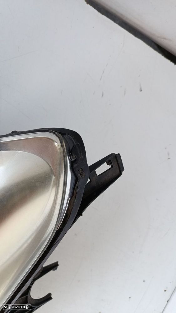 Farol Frente Direito / Otica Direita Peugeot Partner Caixa  90013222 / - 8