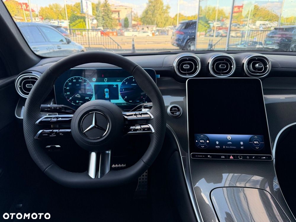 Mercedes-Benz GLC - 11
