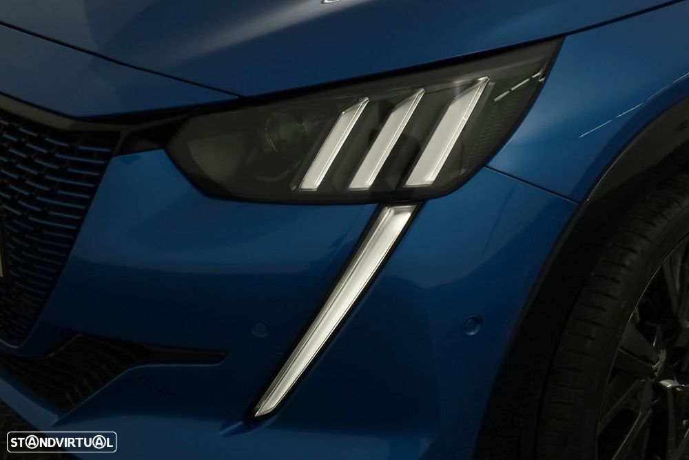 Peugeot e-208 50 kWh GT - 6