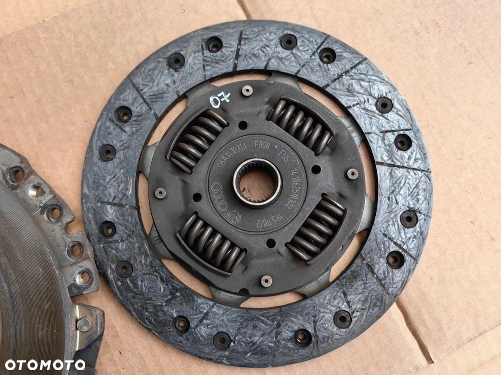 Sprzęgło AUDI VW SKODA SEAT 1.6 8v 027105273D kompletne oryginał BENZYNA 1 - 5