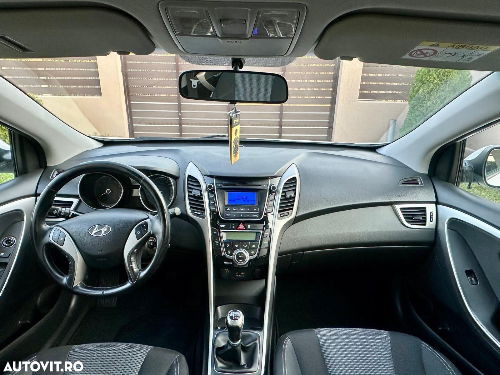 Hyundai i30 1.4 100CP 5DR M/T Comfort - 7