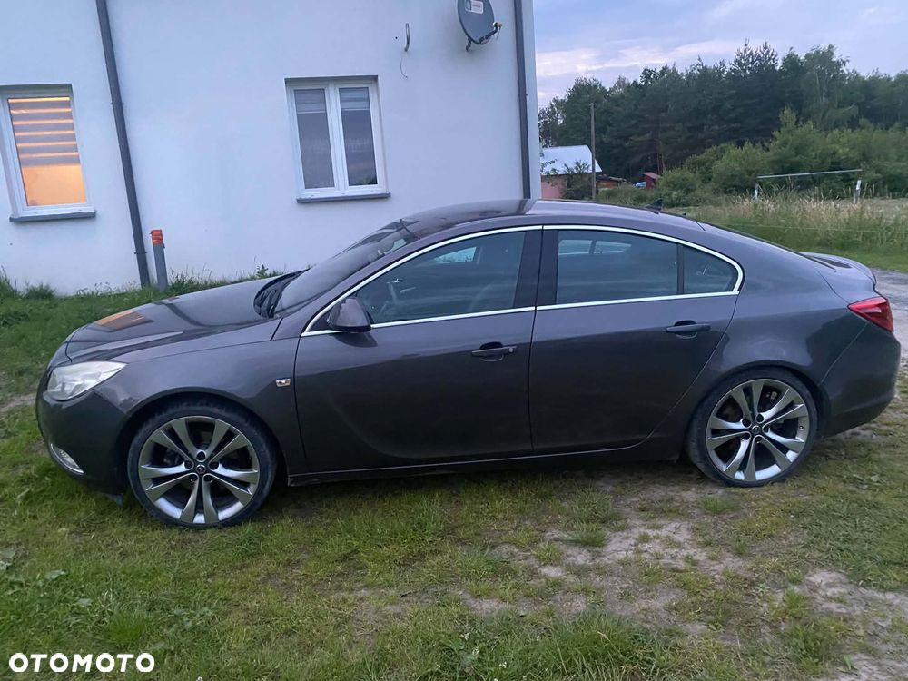 Opel Insignia 2.0 Turbo Cosmo - 2