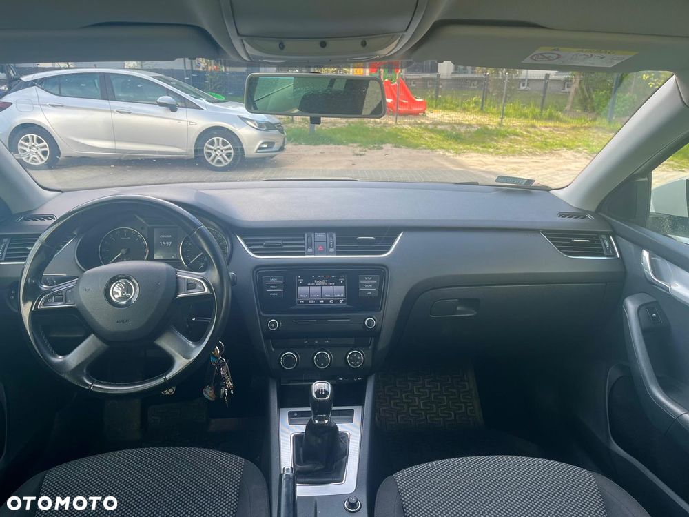 Skoda Octavia 1.6 TDI Ambition - 6