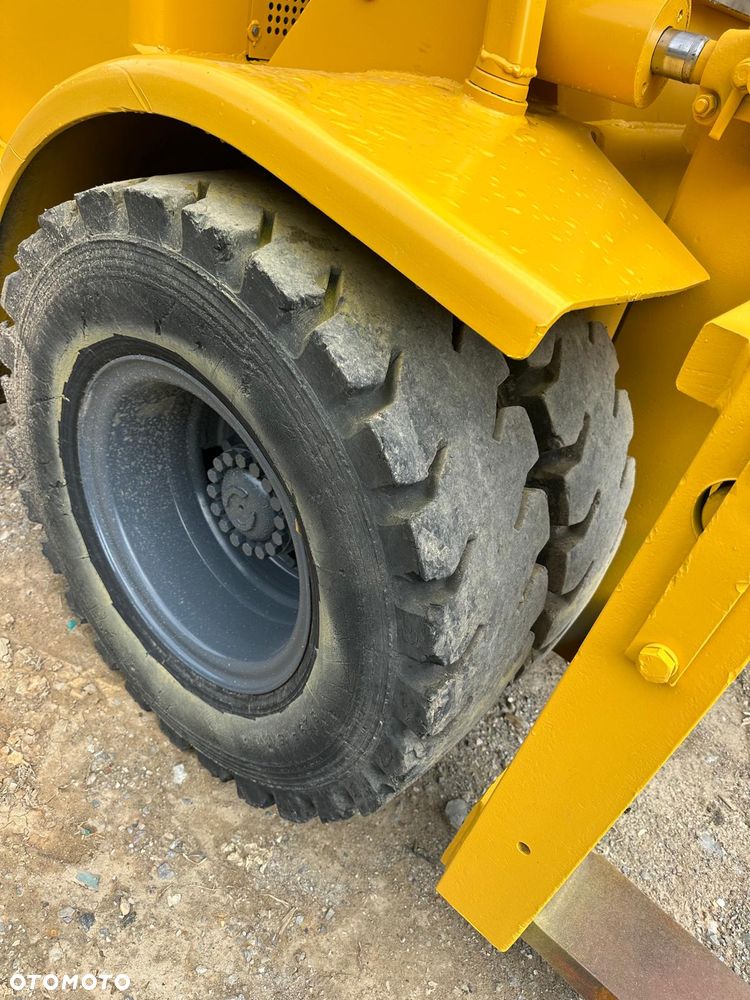 Hyster Wózek Widłowy HYSTER H130F 6 ton Duplex - 9
