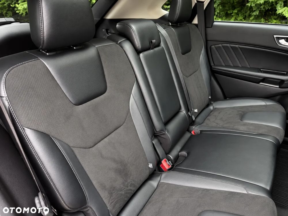 Ford Edge - 22