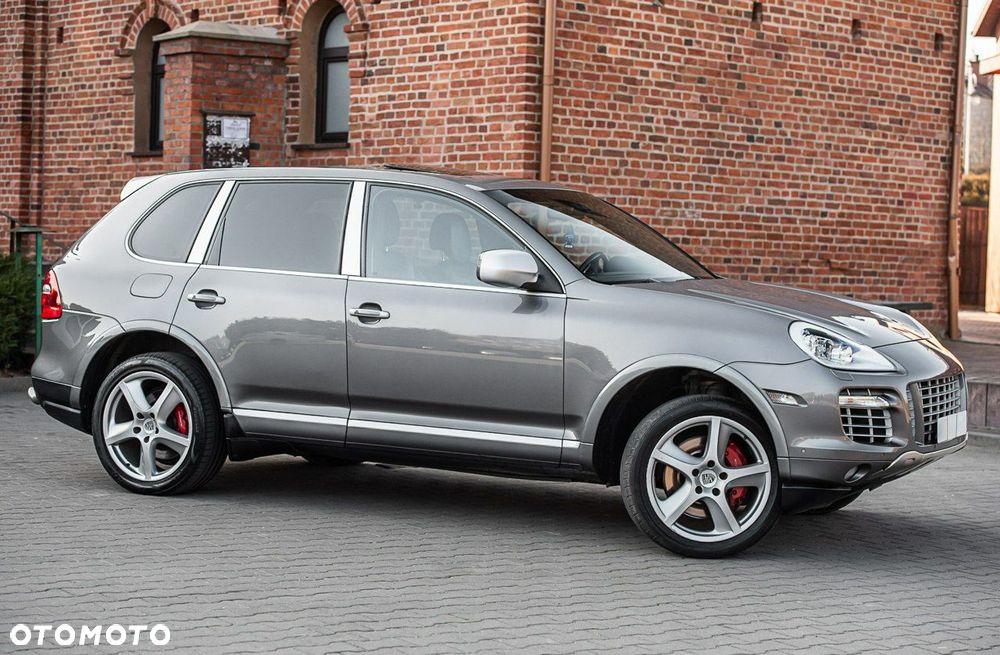 Porsche Cayenne Turbo Tiptronic S - 19