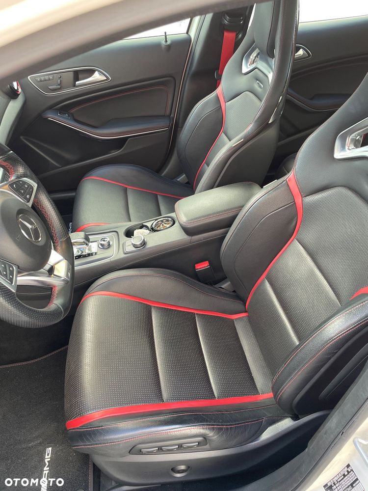 Mercedes-Benz GLA AMG 45 4Matic AMG Speedshift 7G-DCT - 7