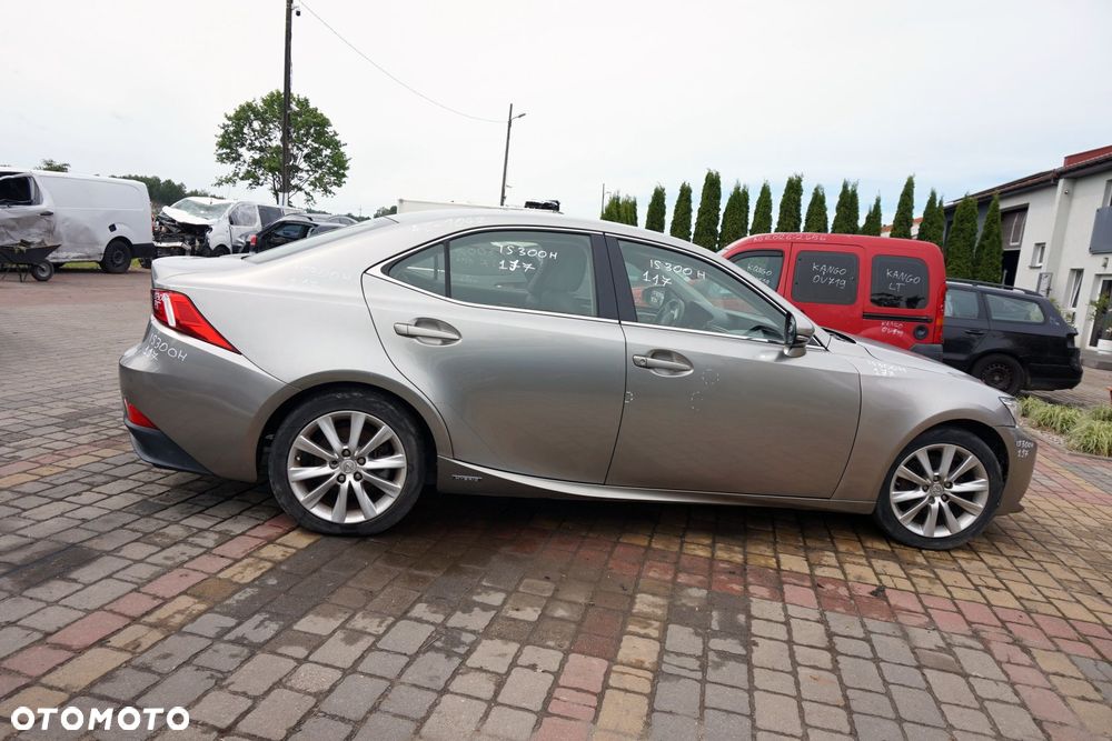 LEXUS IS III E3 2014 1J7 2.5 16V HYB 2AR-FSE 180KM AVE30 SREBRNY ATOMIC na części - 6