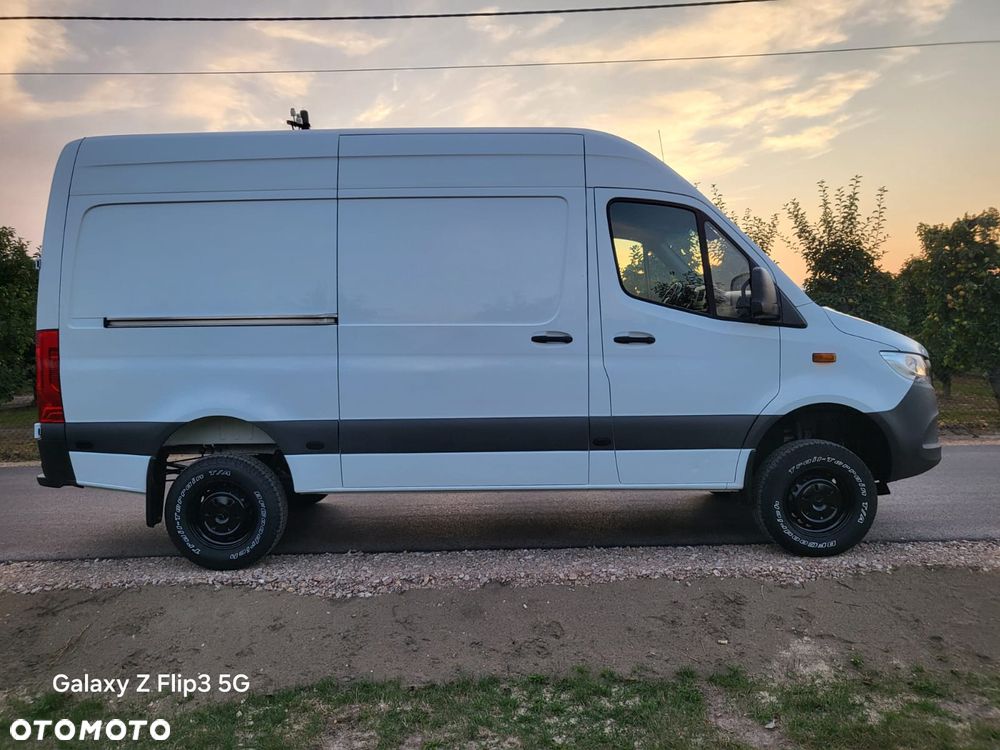 Mercedes-Benz Sprinter - 5