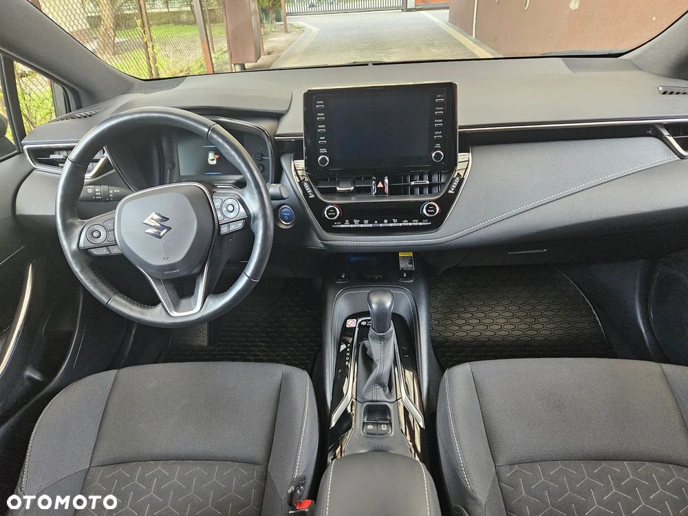 Suzuki Swace 1.8 Hybrid Elegance CVT - 18