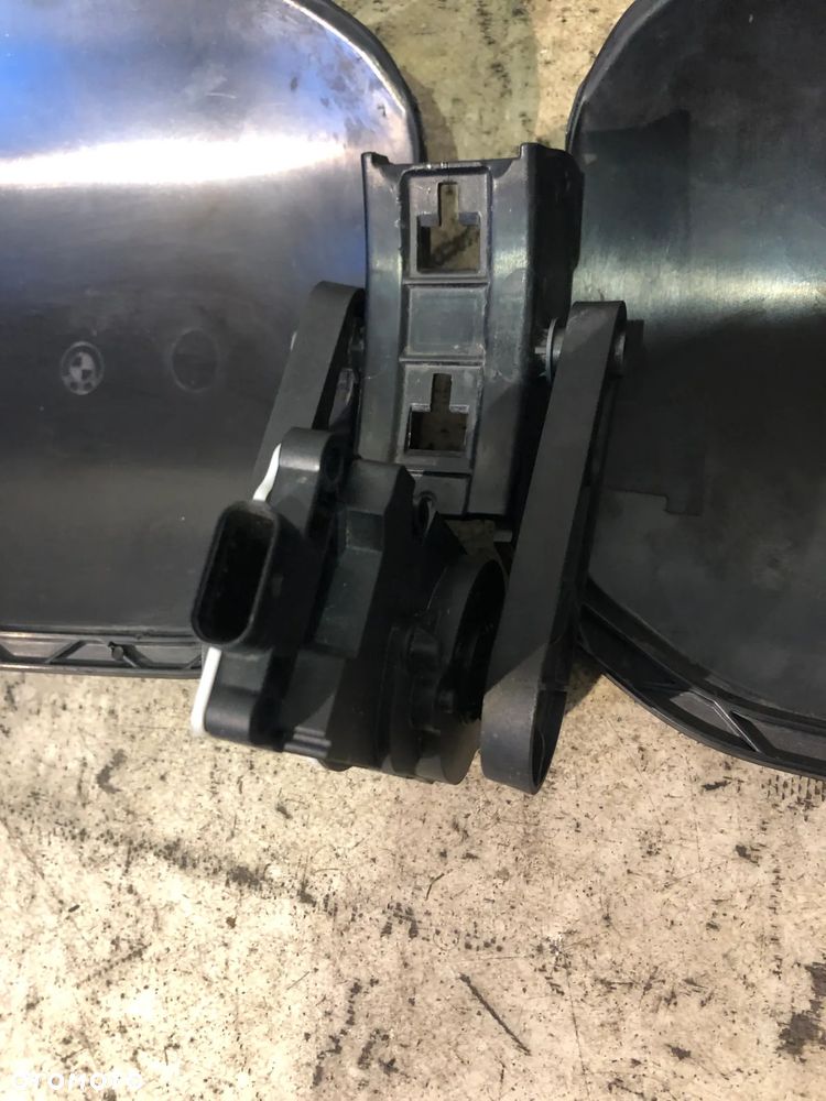 ŻALUZJA ROLETA GRILL SILNICZEK BMW 2 F44 9881646 T33214C - 9