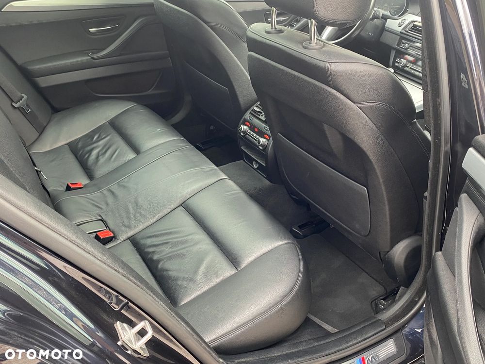 BMW Seria 5 M550d xDrive - 8