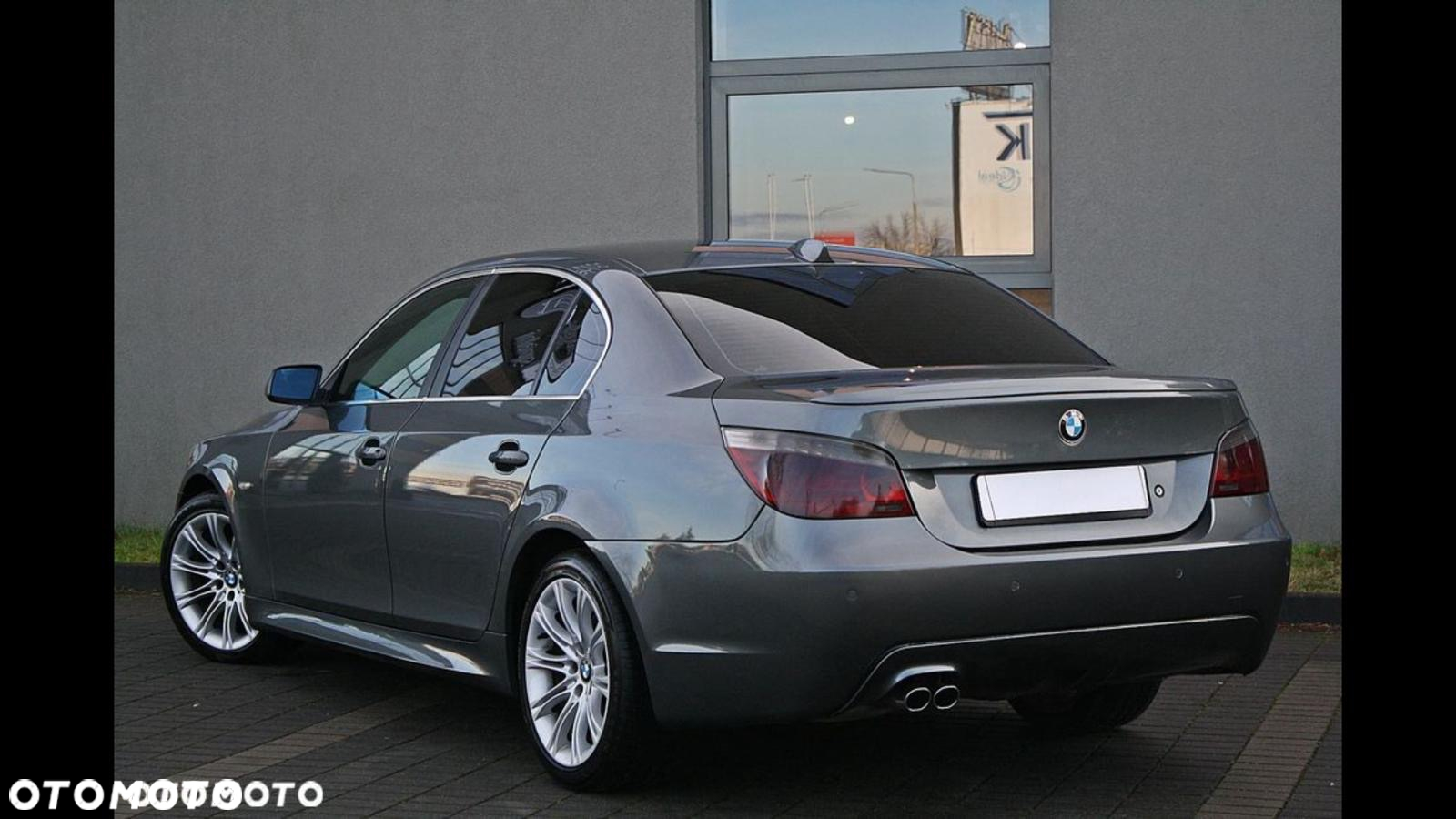 BMW Seria 5 523i - 26
