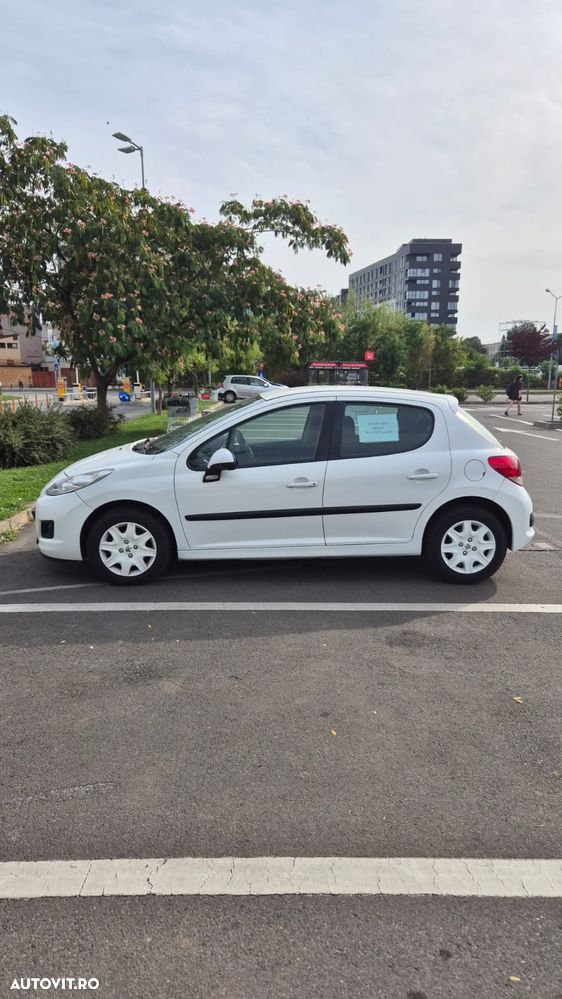 Peugeot 207 - 2