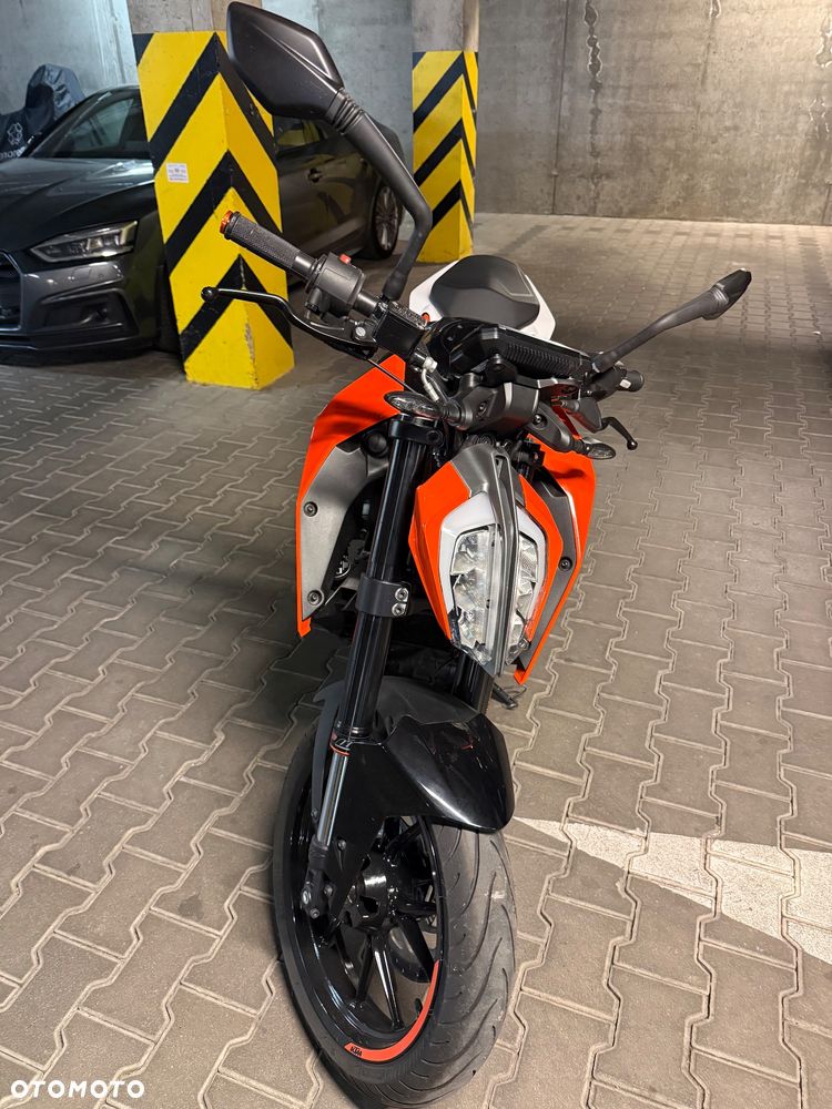 KTM Duke - 4