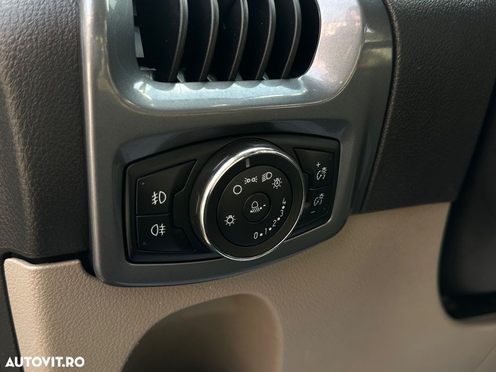 Ford Transit Custom - 12